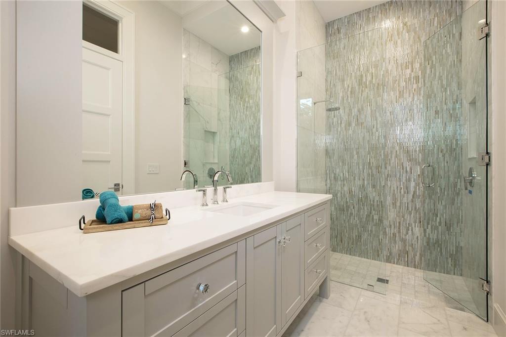 PARK SHORE - Residential