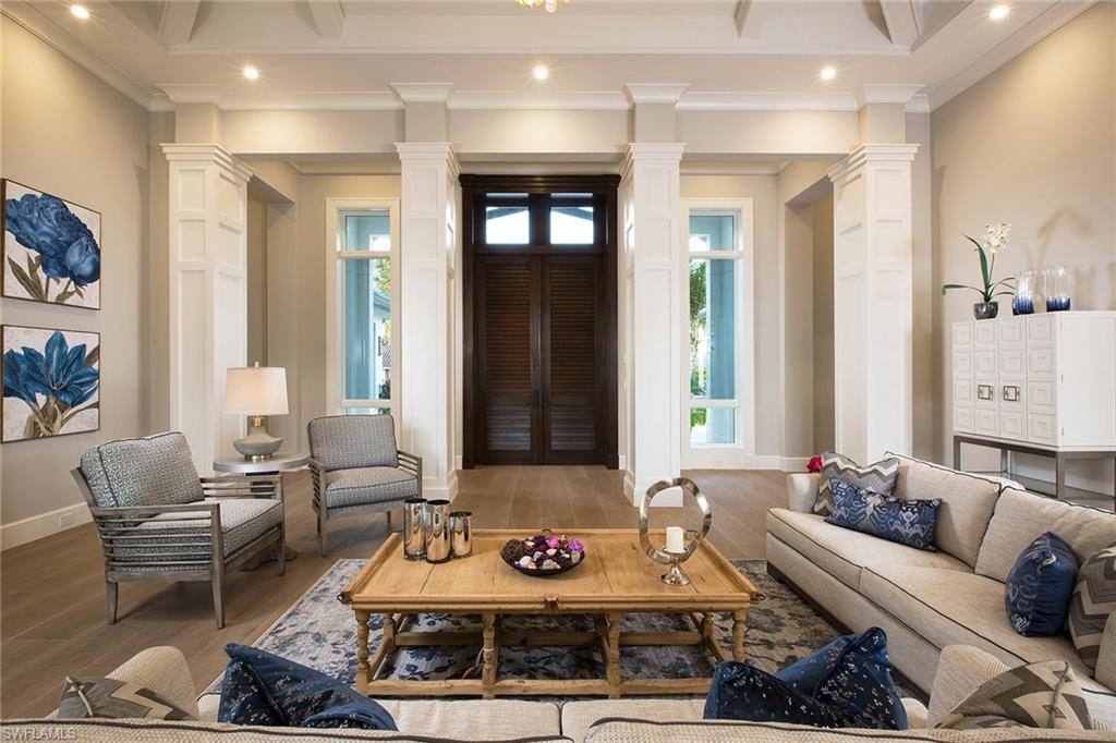 PARK SHORE - Residential