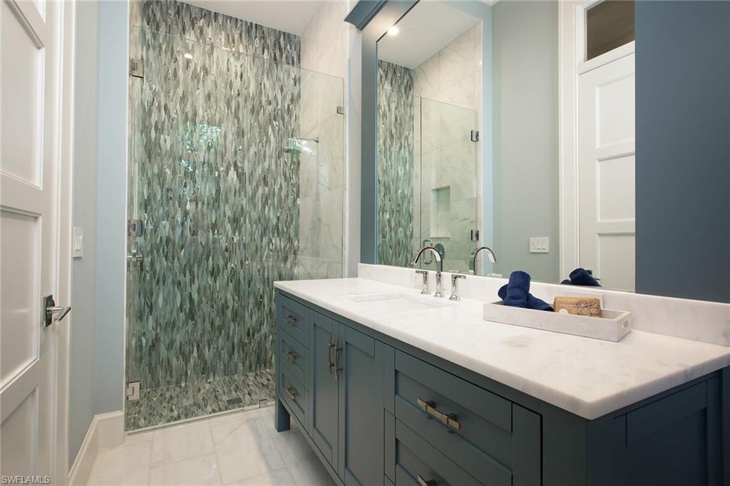 PARK SHORE - Residential