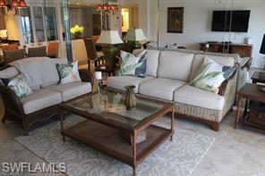 VANDERBILT TOWERS - Residential Lease