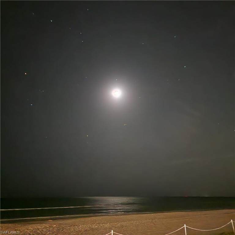 VANDERBILT TOWERS - Residential Lease