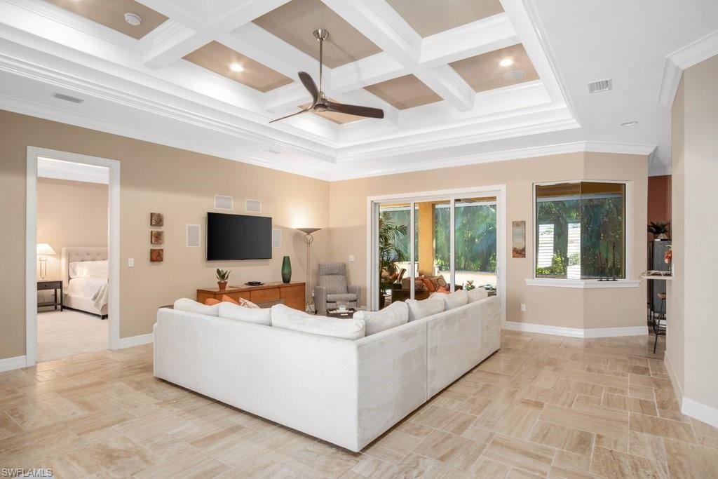 SPANISH WELLS - Residential