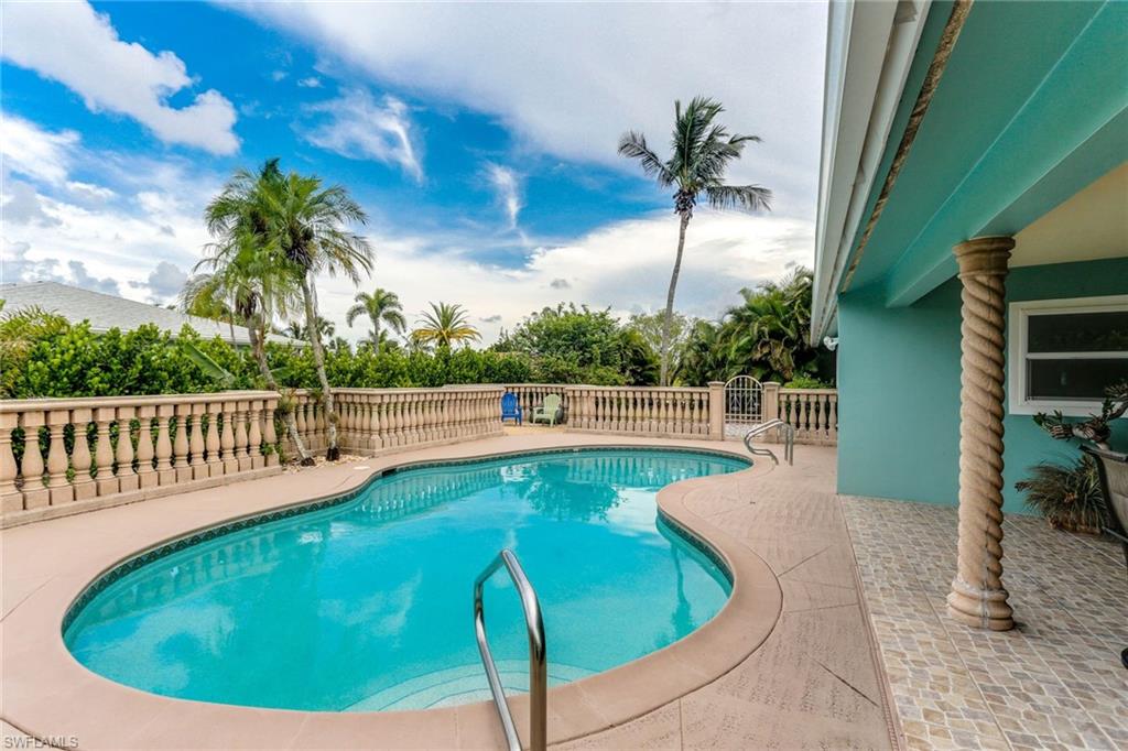 ST ANDREWS AT LELY GOLF ESTATES - Residential