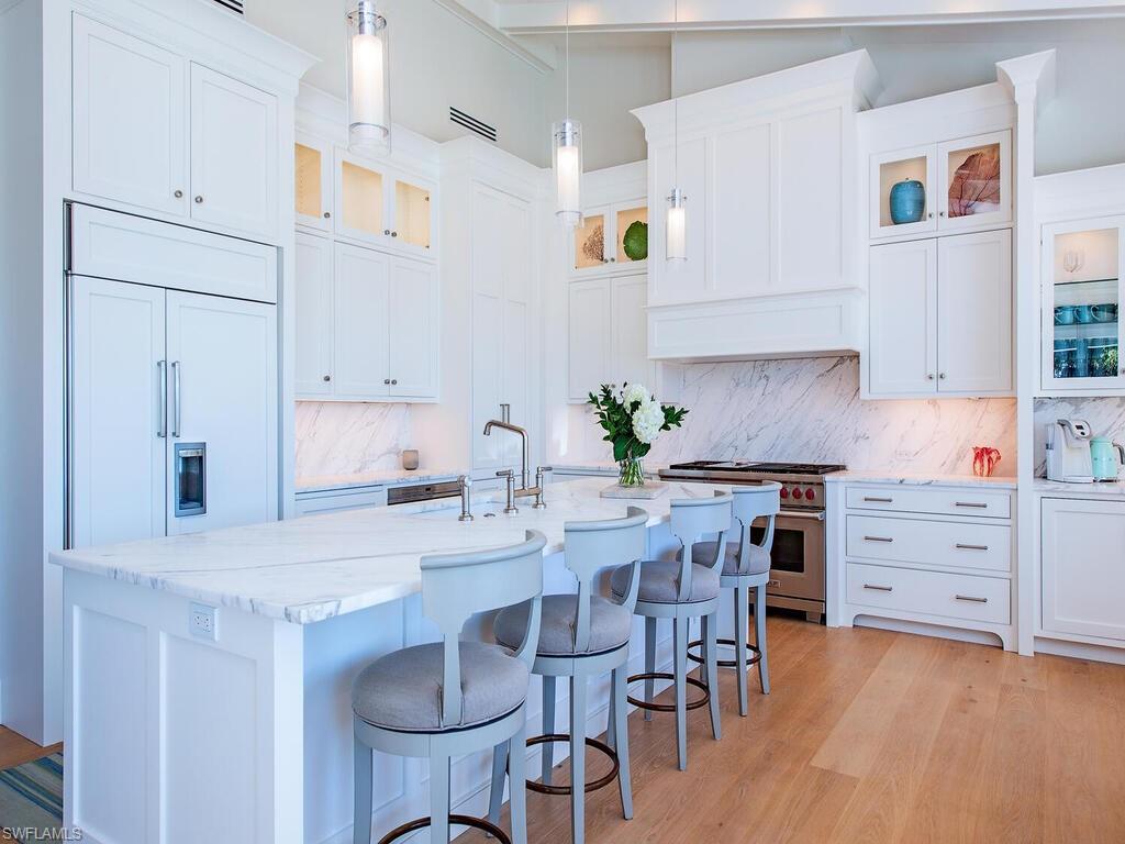 MOORINGS - Residential