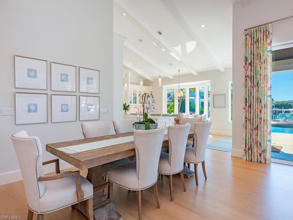 MOORINGS - Residential