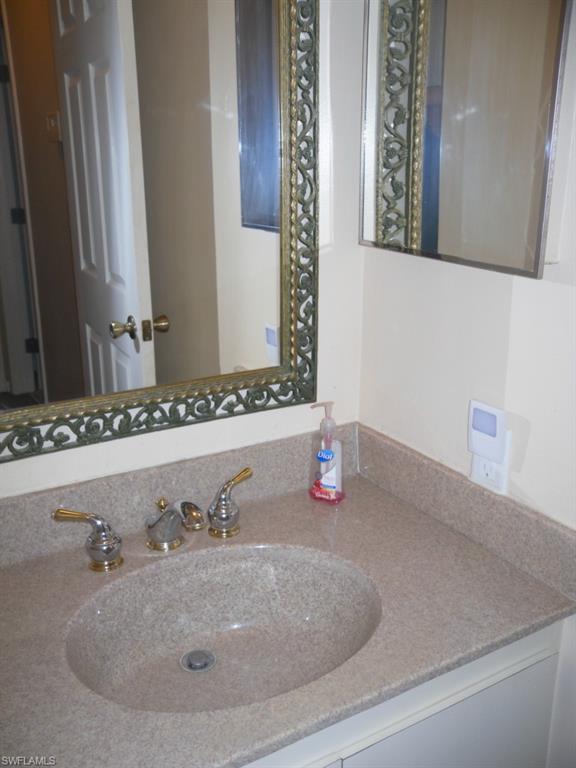 ENGLISH VILLAGE CONDO - Residential