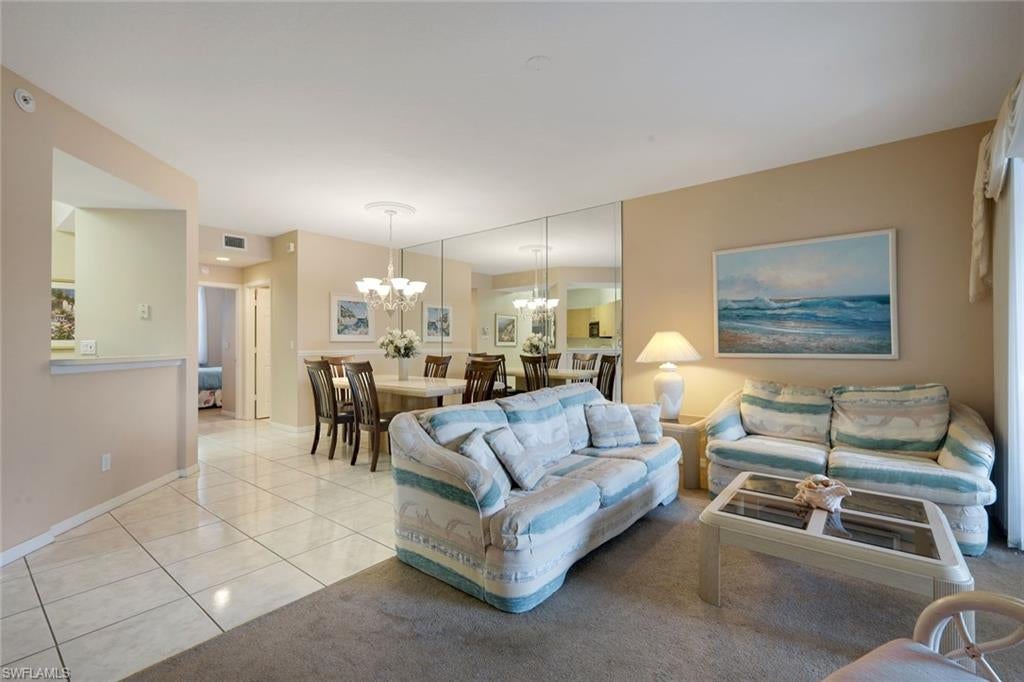 6384 Huntington Lakes CIR 103
