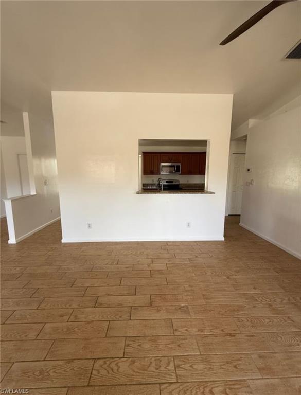 TWIN PALMS - Residential Lease