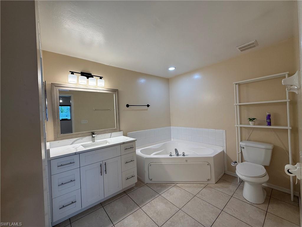 MIRROR LAKES - Residential Lease