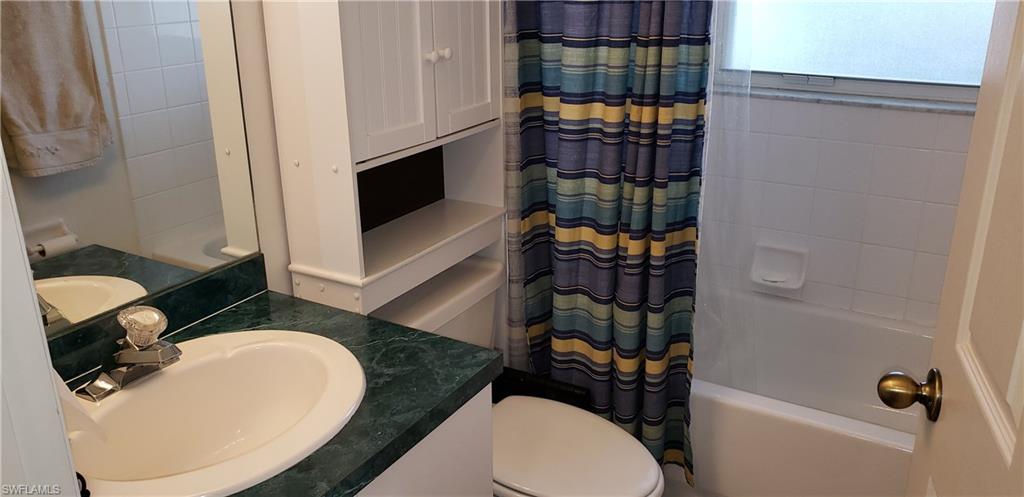 VARSITY LAKES - Residential