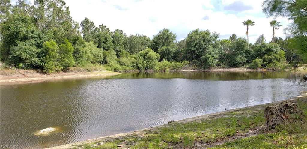 VARSITY LAKES - Residential