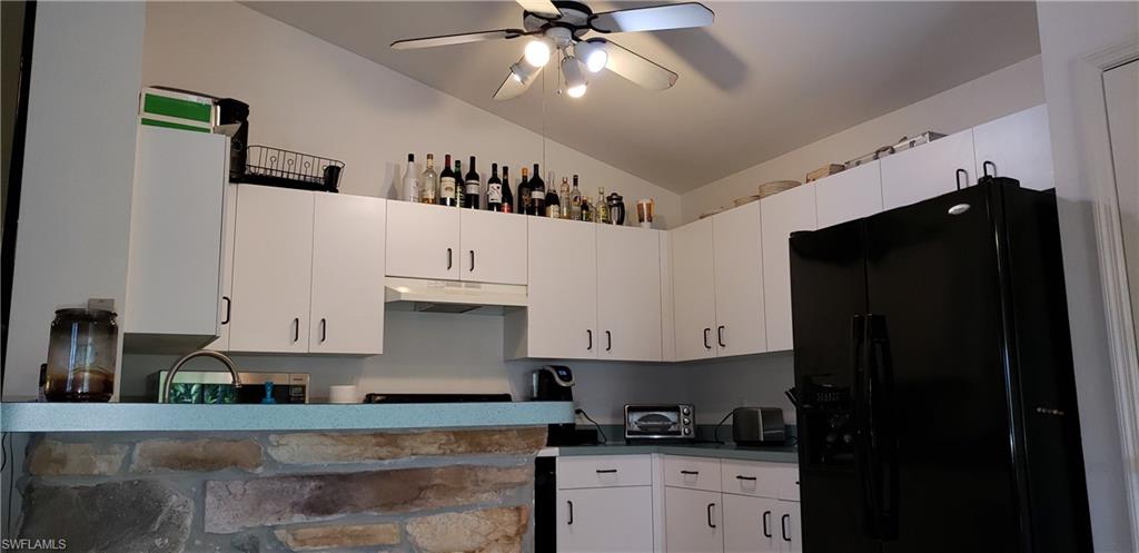 VARSITY LAKES - Residential