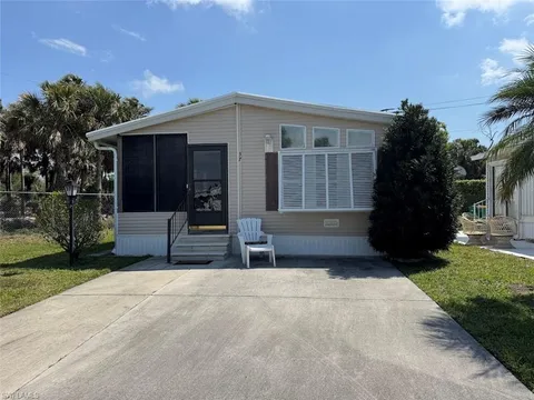 37 Jasper Dr Unit 37JR, Naples, FL 34114 - #: 225024691