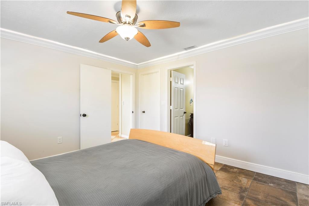 NAPLES TWIN LAKES - Residential