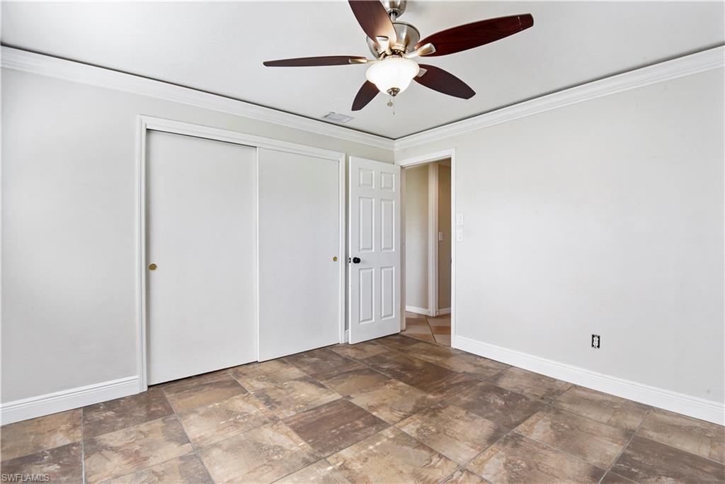 NAPLES TWIN LAKES - Residential