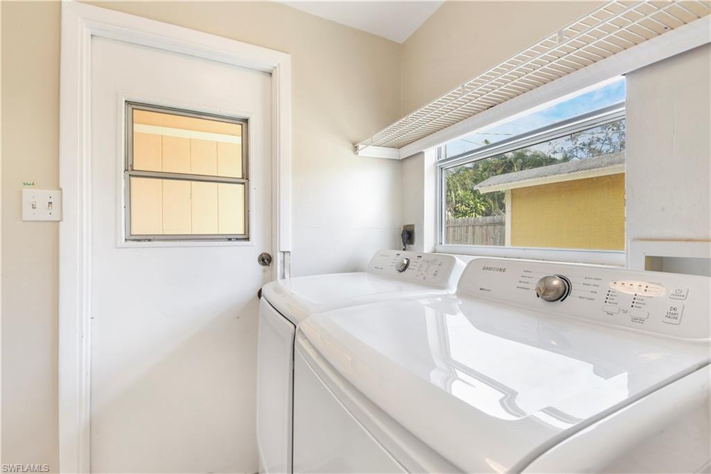 NAPLES TWIN LAKES - Residential