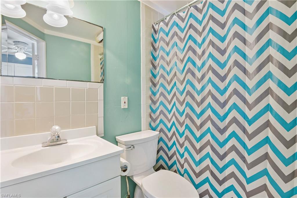 NAPLES TWIN LAKES - Residential