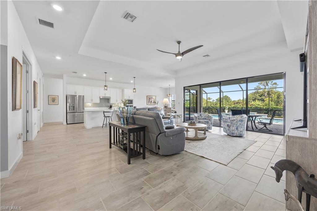 REMINGTON OAKS - Residential