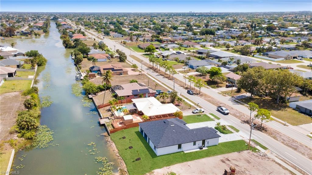 CAPE CORAL - Residential