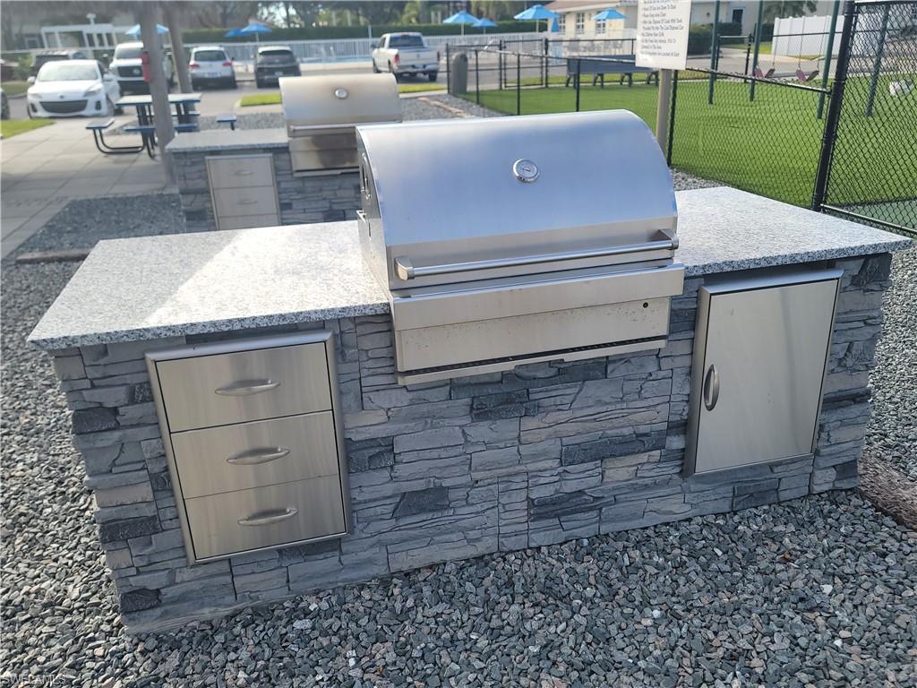 ISLES OF PORTO VISTA - Residential