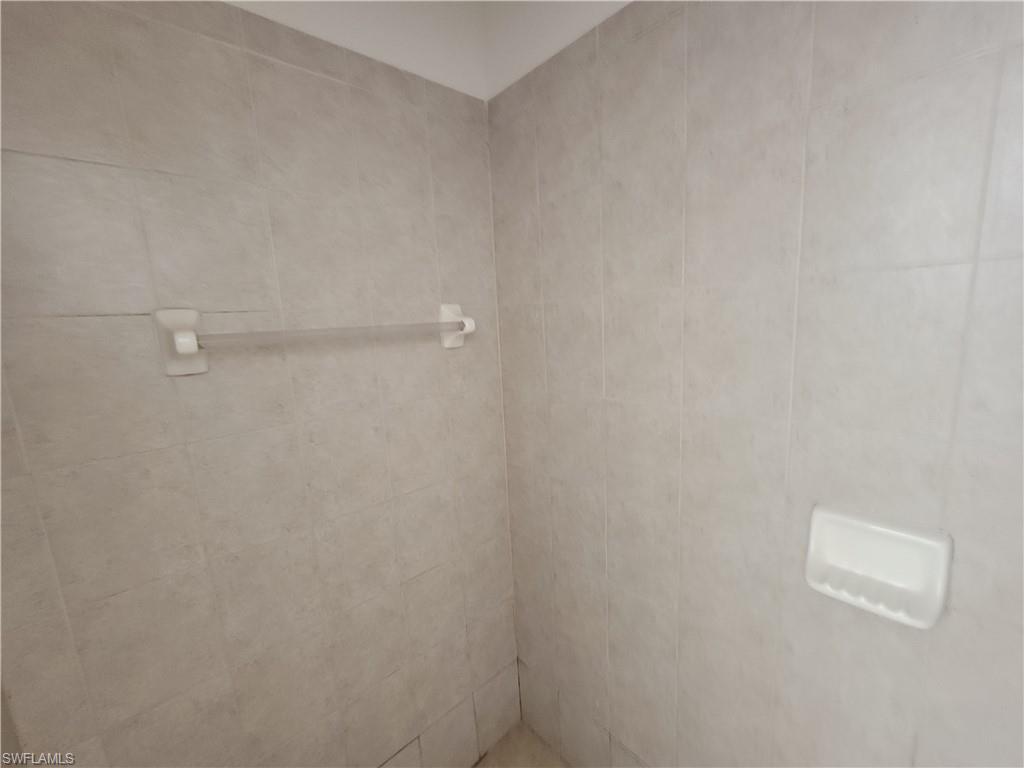 ISLES OF PORTO VISTA - Residential