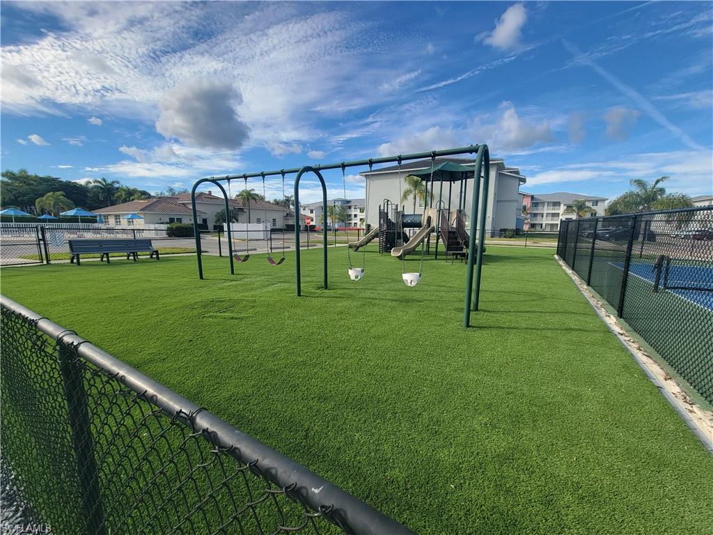 ISLES OF PORTO VISTA - Residential