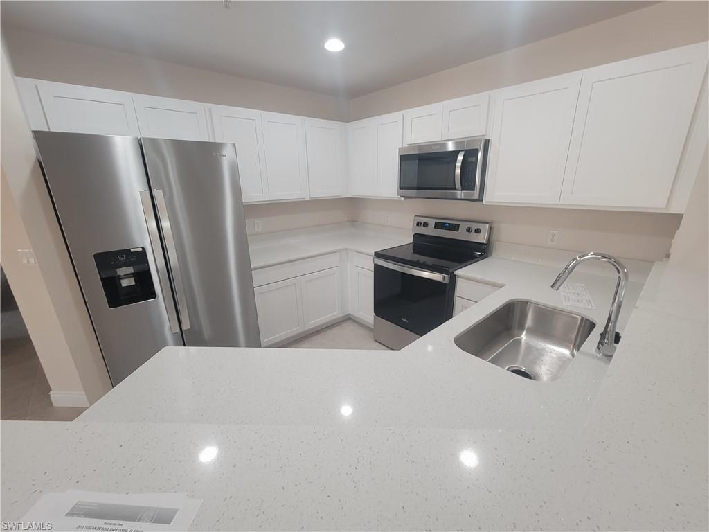 ISLES OF PORTO VISTA - Residential