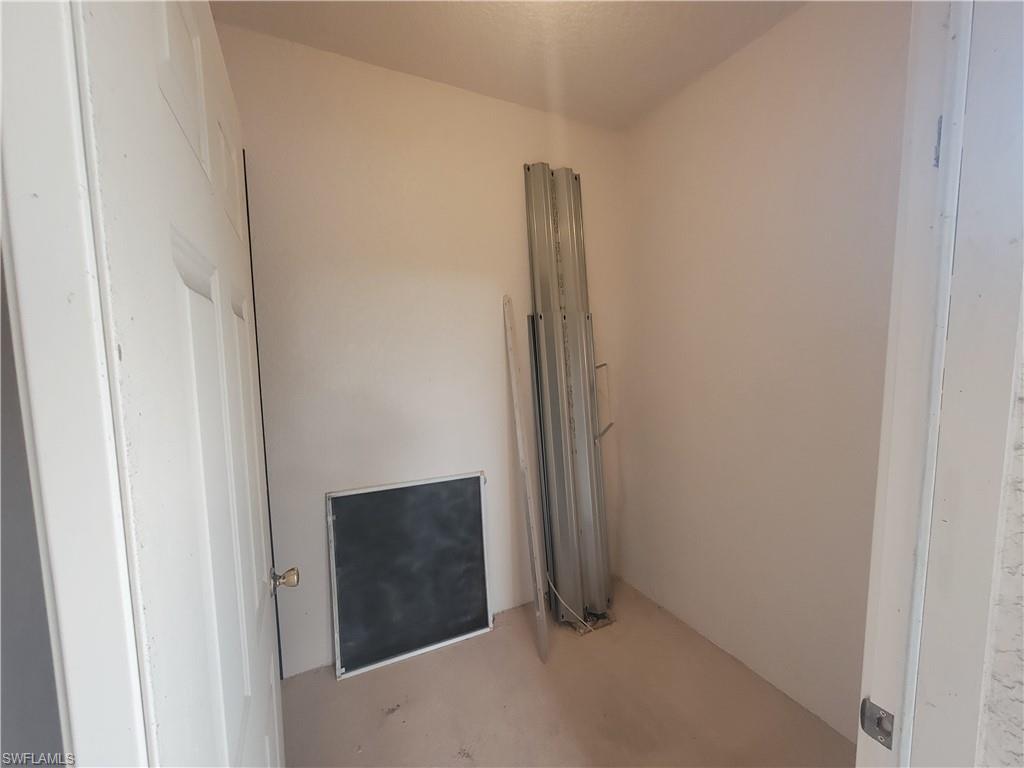 ISLES OF PORTO VISTA - Residential