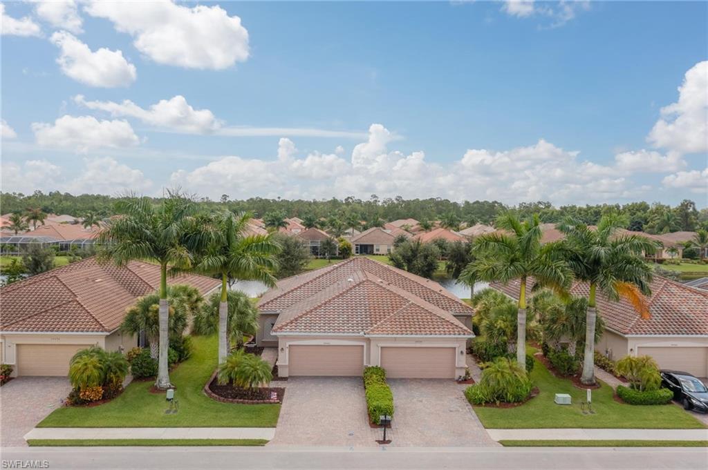 REFLECTION LAKES OF NAPLES - Residential