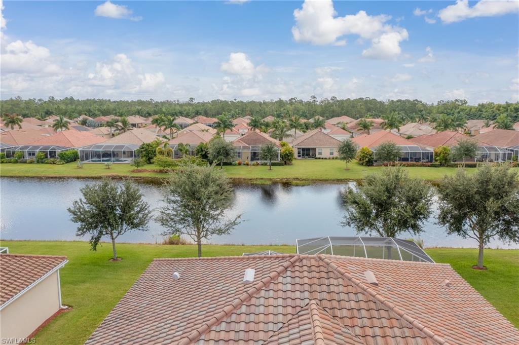 REFLECTION LAKES OF NAPLES - Residential