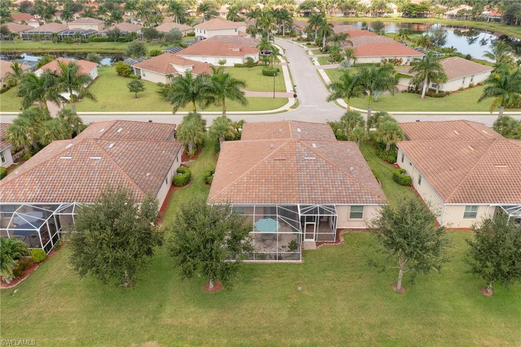 REFLECTION LAKES OF NAPLES - Residential