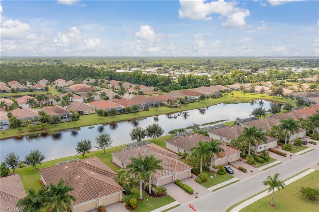 REFLECTION LAKES OF NAPLES - Residential
