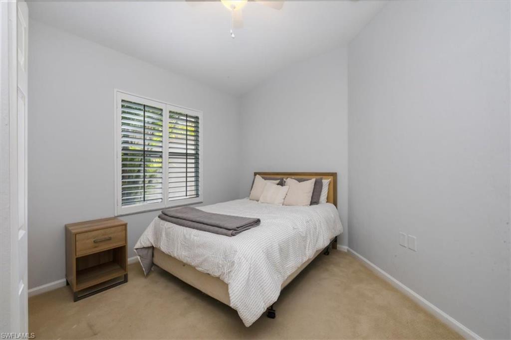 AUTUMN WOODS - Residential Lease