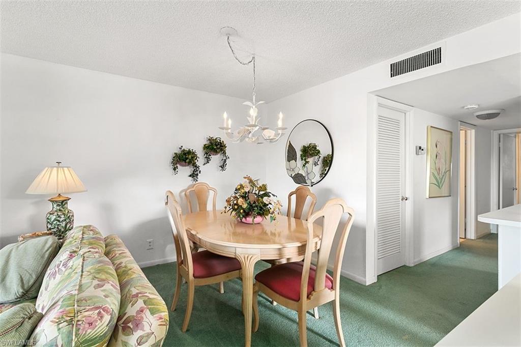 COMMODORE CLUB - Residential