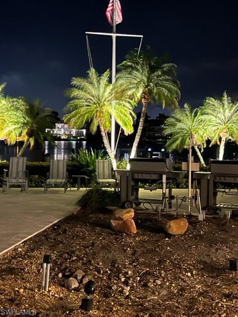 COMMODORE CLUB - Residential