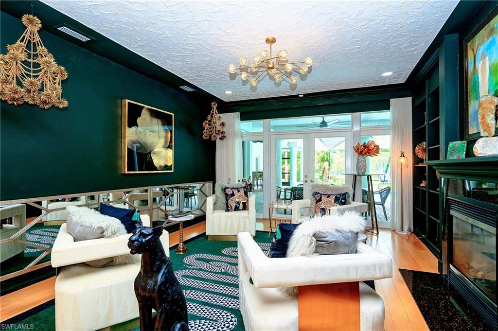 GOLDEN GATE ESTATES - Residential