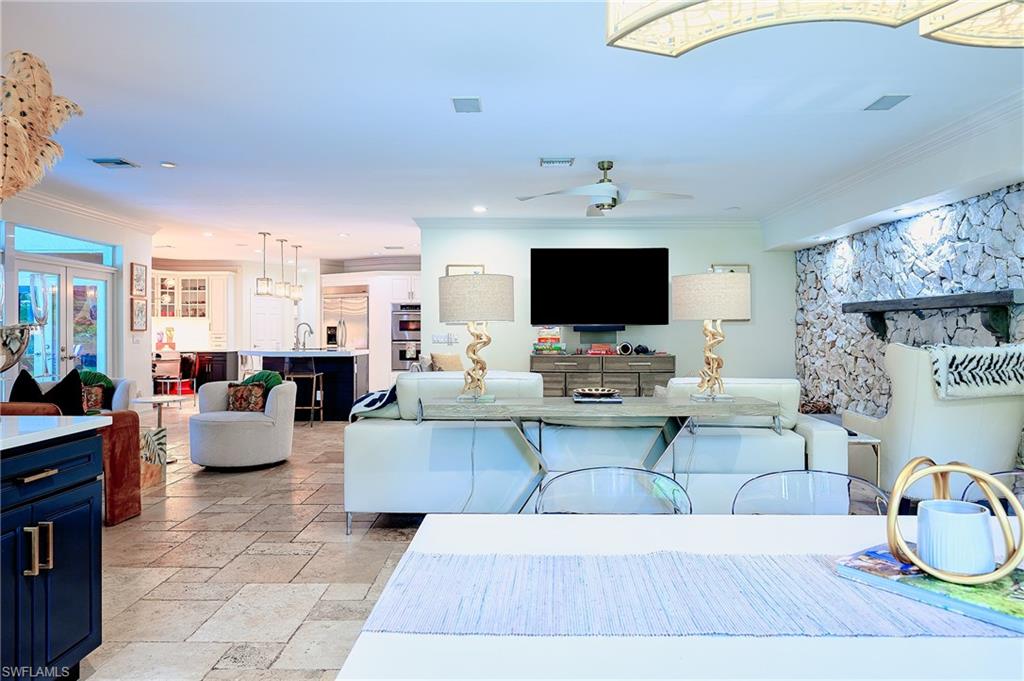 GOLDEN GATE ESTATES - Residential