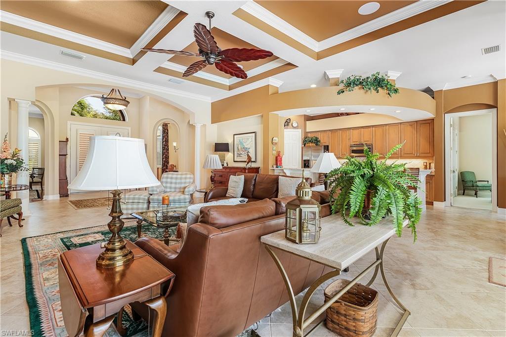 CROWN COLONY - Residential