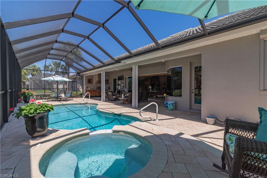 CROWN COLONY - Residential