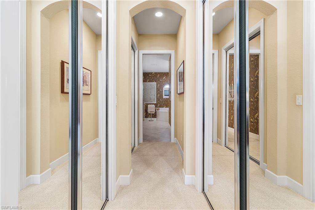 CROWN COLONY - Residential