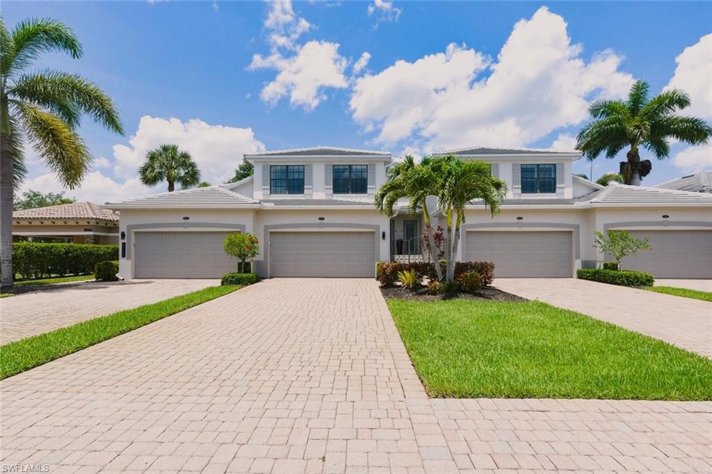 COACH HOMES AT HERITAGE BAY - Residential
