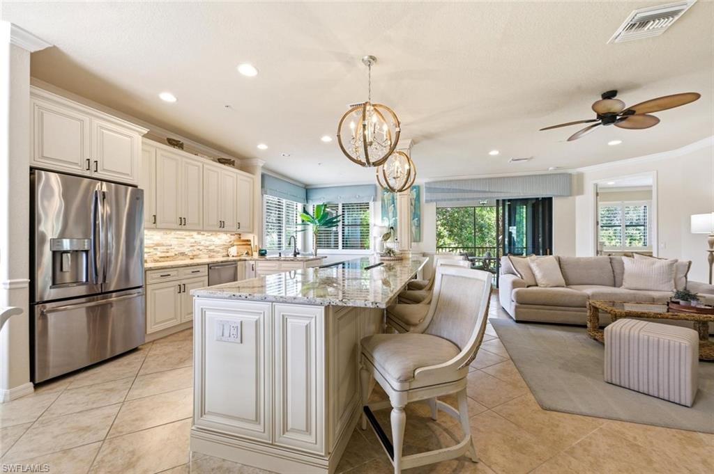 COACH HOMES AT HERITAGE BAY - Residential