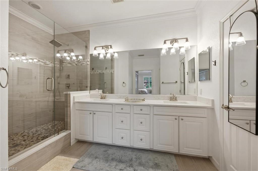 COACH HOMES AT HERITAGE BAY - Residential