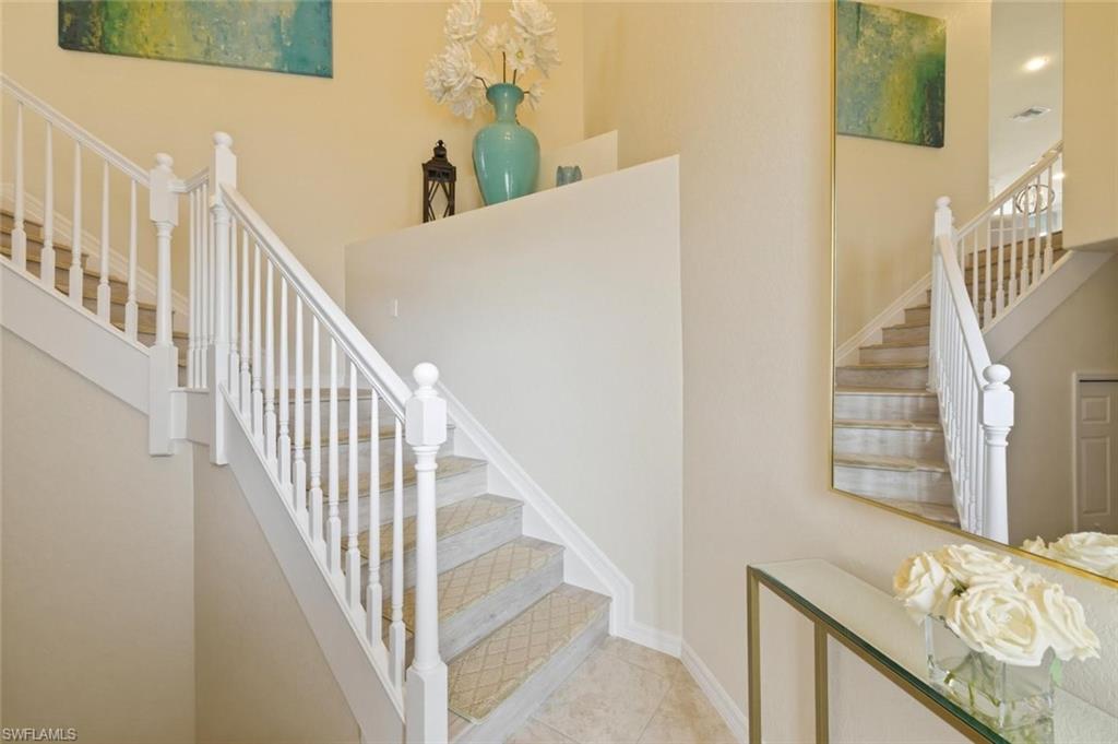 COACH HOMES AT HERITAGE BAY - Residential