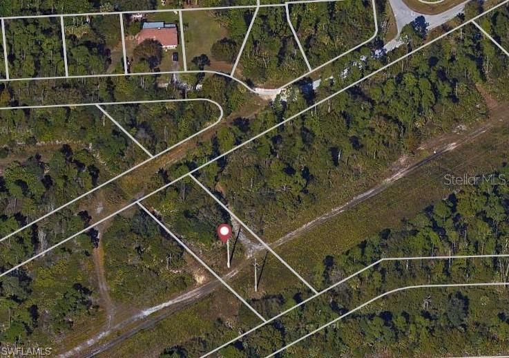 TEE AND GREEN ESTATES - Land