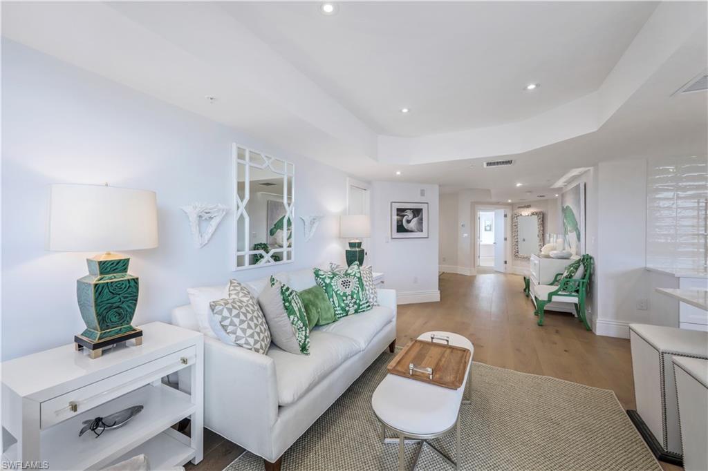 BRITTANY - Residential