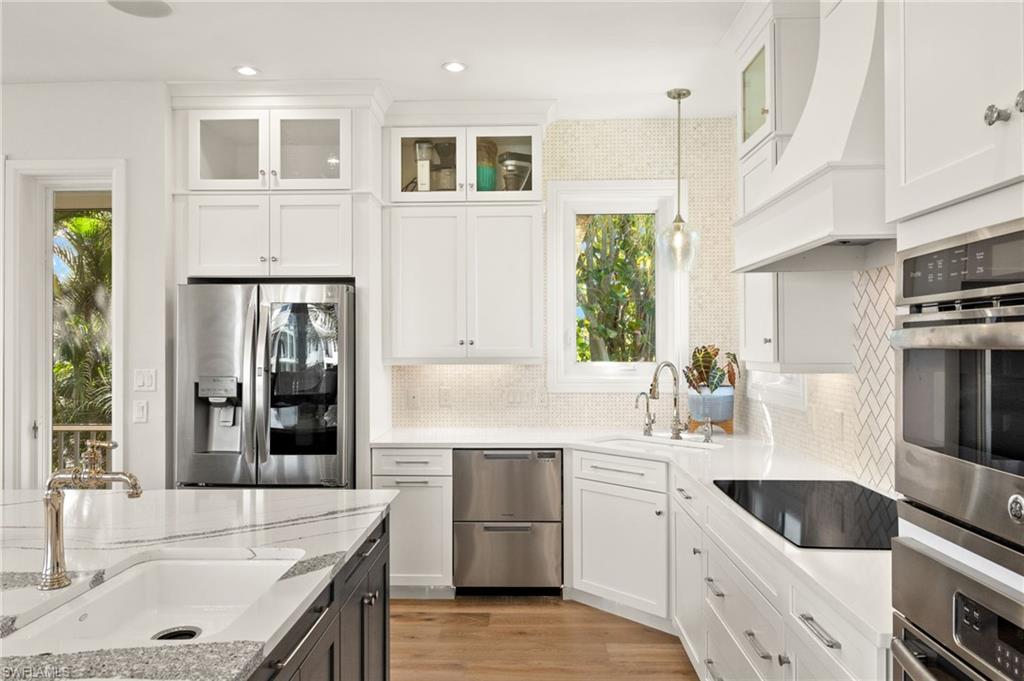 SANIBEL ISLES - Residential