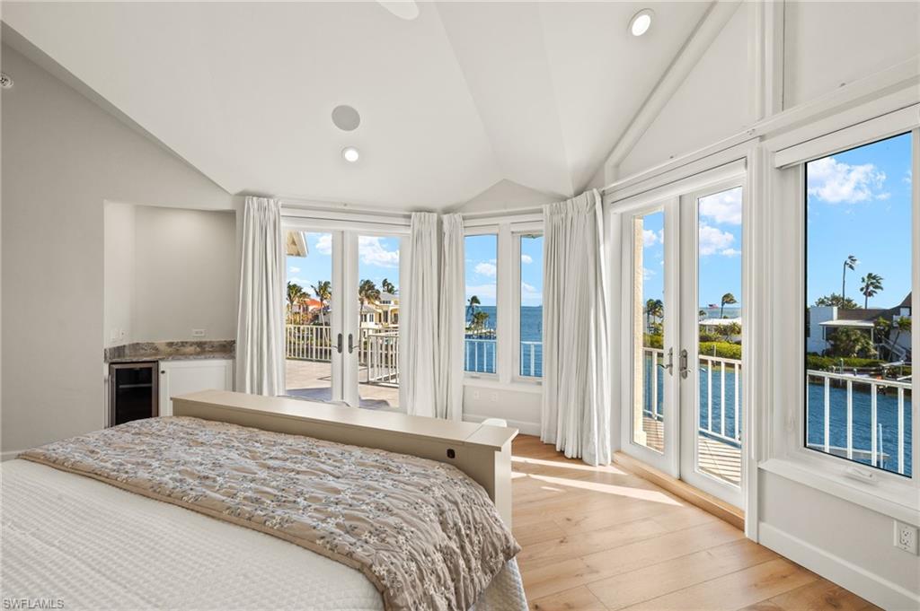 SANIBEL ISLES - Residential