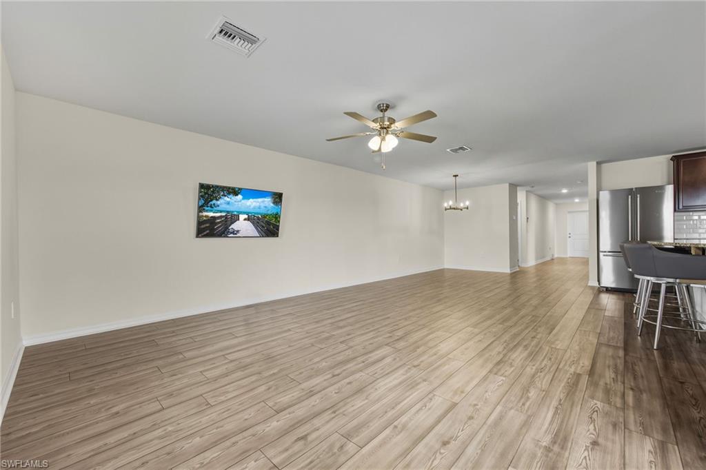 MIRROR LAKES - Residential