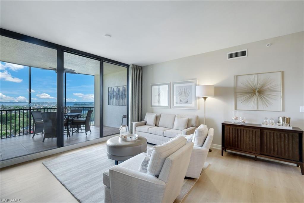 CAPE HARBOUR - Residential